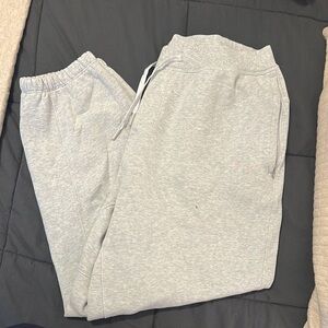 Men’s Lululemon sweatpants